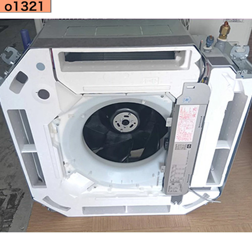 o1321 中古業務用エアコン ダイキン 天カセ 4方向 5馬力 FHCP140FA パネル白 三相200v